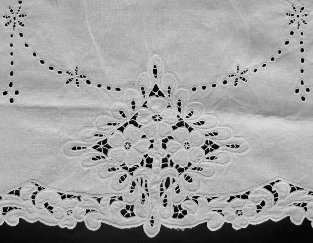 cutwork-embroidery