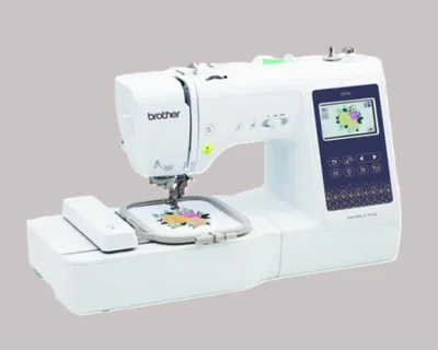 Brother SE700 sewing and embroidery machine for beginners Brother SE700 sewing and embroidery machine for beginners